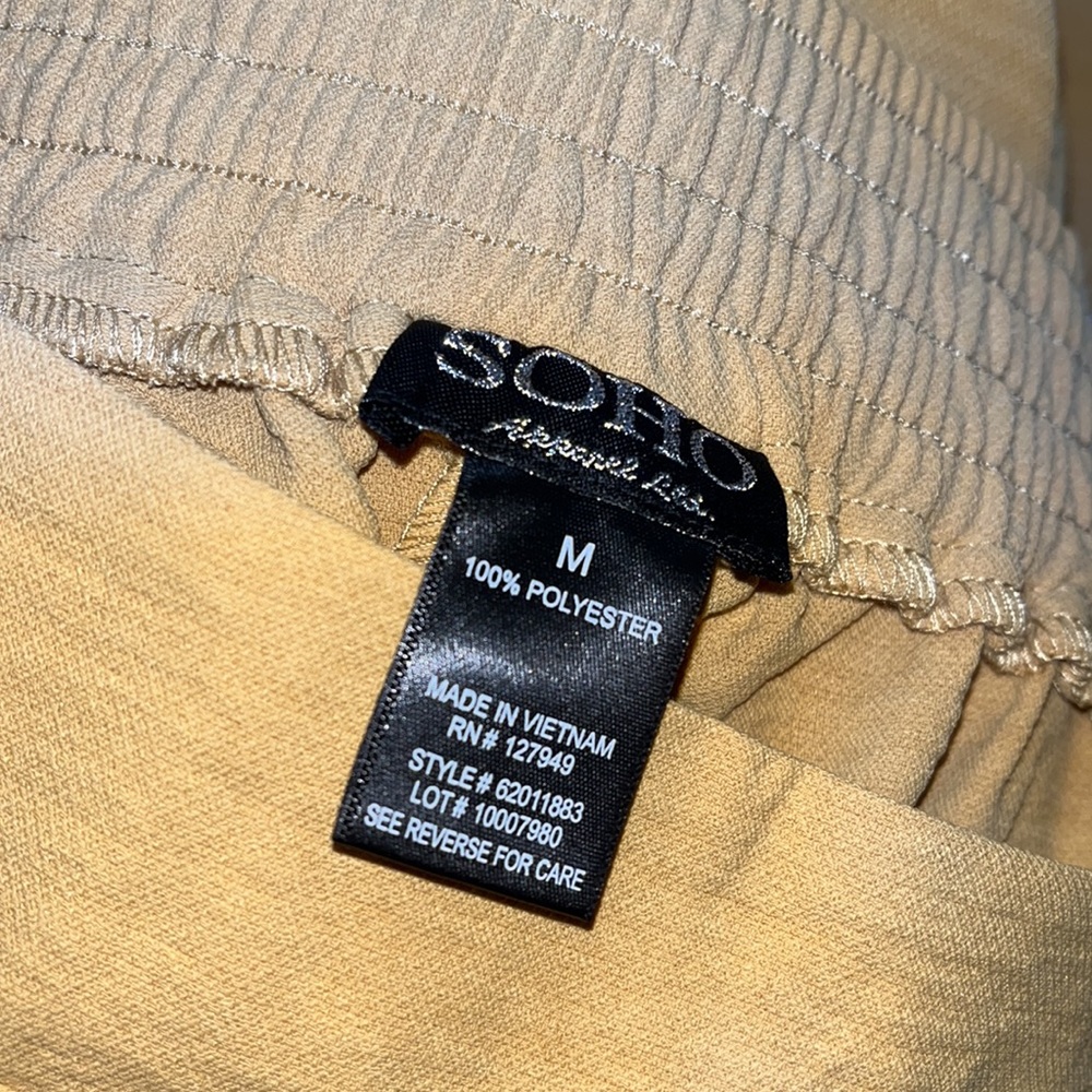 Yellow Pants - Picture 4 of 5